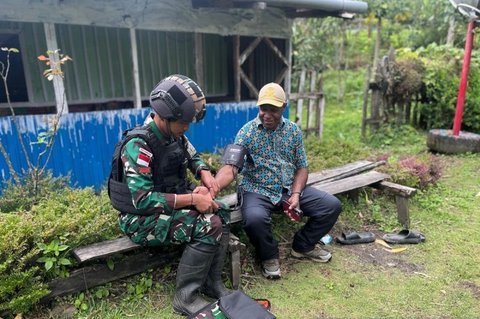 Satgas Yonif 511/DY Perkuat Layanan Kesehatan TNI Papua untuk Warga Lanny Jaya