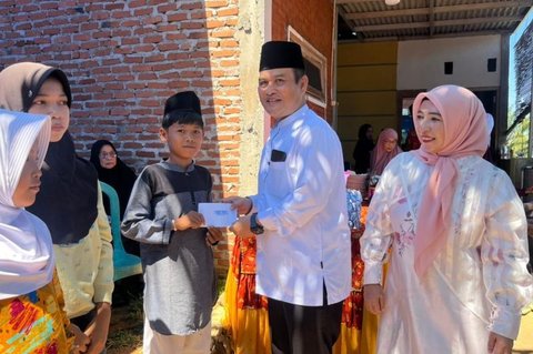 {{caption}}