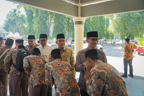 Wali Kota Mataram Lepas 85 Kafilah MTQ Mataram ke Tingkat Provinsi, Tekankan Diplomasi Sosial