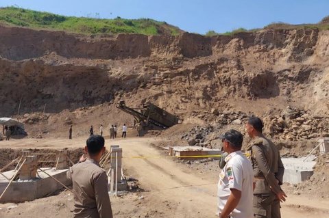 Satpol PP Sumedang Setop Lima Perusahaan Tambang Ilegal, Tegaskan Kepatuhan Izin
