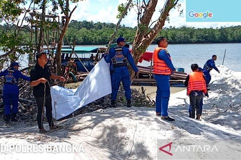 Polres Bangka Barat Tertibkan Tambang Ilegal di Teluk Kelabat Dalam, Amankan Empat Ponton Produksi