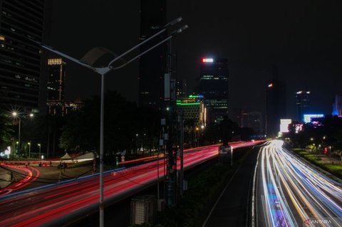 Inisiatif Penghematan Energi Jakarta Sukses Pangkas 60 Ton Emisi Karbon dalam Satu Jam
