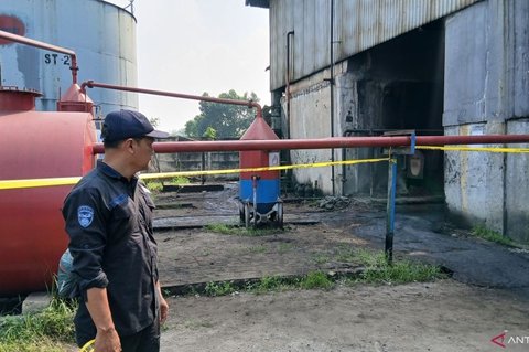 KLH Segel Perusahaan Pengelola Limbah B3 Ilegal di Tangerang