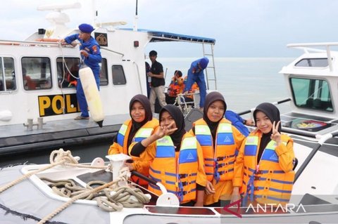 Polisi Bangka Barat Edukasi dan Wisata Laut Anak Panti Asuhan, Tumbuhkan Semangat Maritim