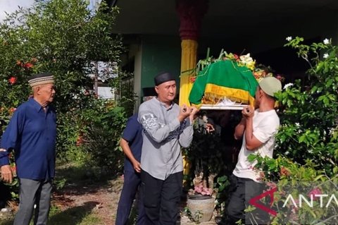 Ibu Muslimah Laskar Pelangi Meninggal Dunia, Sang Pendidik Inspiratif Tutup Usia