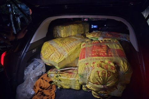 Bareskrim Polri Gagalkan Penyelundupan Sabu Jaringan Thailand 325 Kg, Dua Tersangka Diciduk