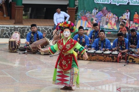 Maestro Tari Betawi Kartini Kisam: Dari Pemalu Hingga Mendunia Berkat Seni