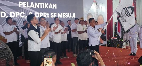 {{caption}}