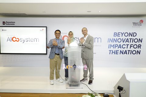 AIcosystem adalah sebuah ekosistem AI terpadu yang menyatukan kapabilitas AI di lingkungan TelkomGroup untuk mendukung pemanfaatan AI di berbagai sektor serta menghadirkan solusi yang relevan bagi kebutuhan industri dan masyarakat.
