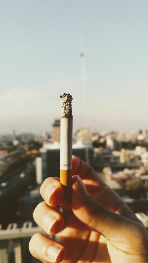 {{caption}}
