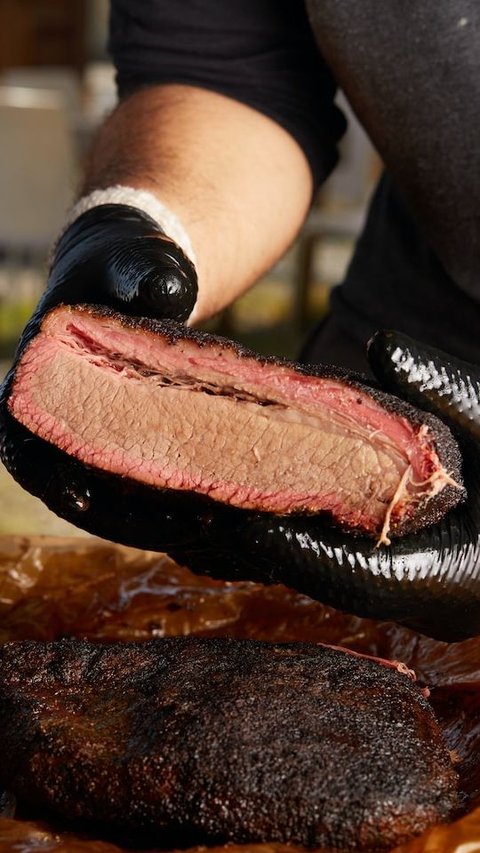 How to Smoke A Brisket To Perfection: Your Ultimate Guide
