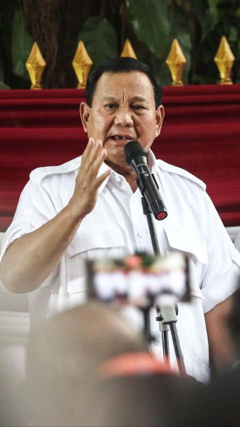 Yusril: Prabowo Konsultasikan Nama-Nama Cawapresnya dengan 'Pak Lurah'