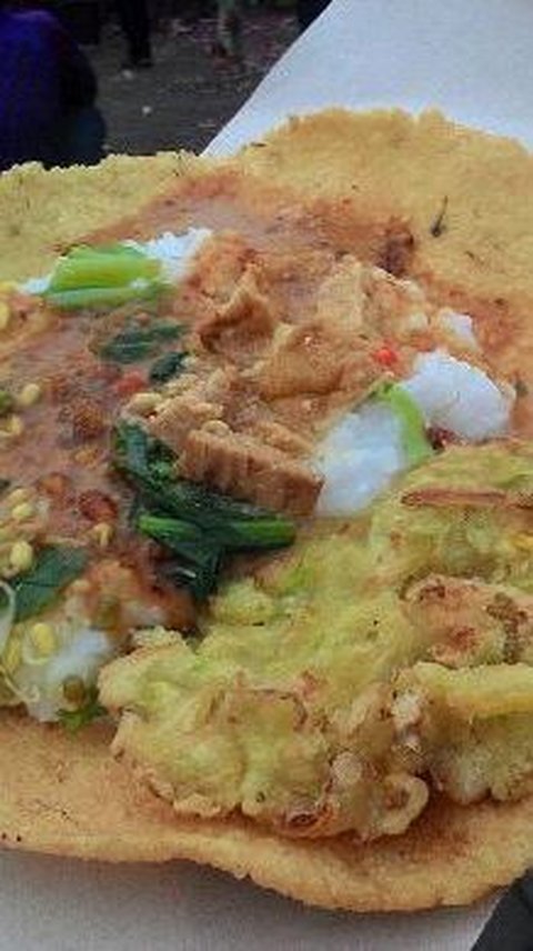 Mencicipi Bubur Opak, Kuliner Unik Khas Semarang dengan Harga Terjangkau