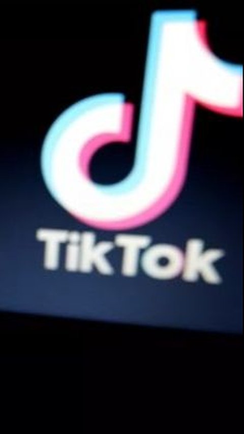 Emotional Moment for Dozens of Couriers 'Laid Off' after TikTok Shop Closes