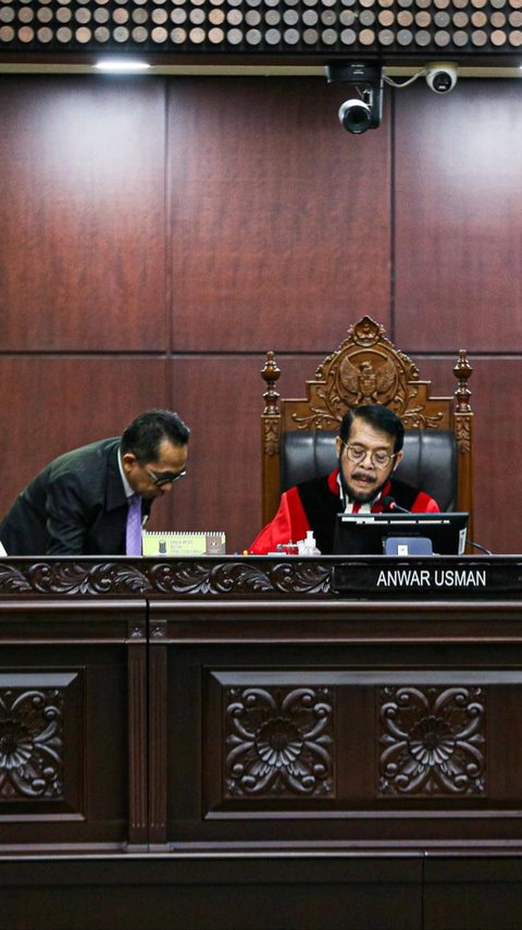 MK Putuskan Kepala Daerah Bisa Jadi Capres-Cawapres Meski Belum 40 Tahun, 4 Hakim Dissenting Opinion
