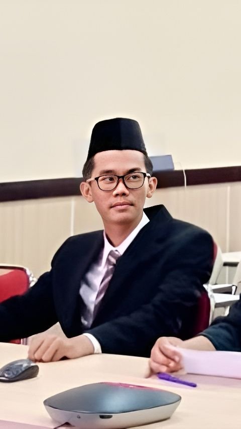 Sosok Almas Tsaqibbirru, Mahasiswa Solo Pengagum Gibran Muluskan Jalan Putra Jokowi Maju Pilpres 2024