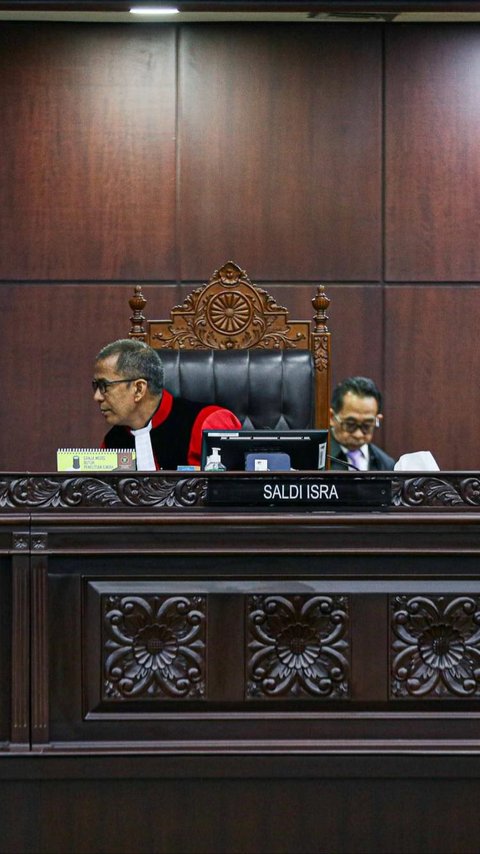 Saldi Isra: Mahkamah Sering Beri Pertimbangan Open Legal Policy Permasalahan Tak Diatur dalam Konstitusi