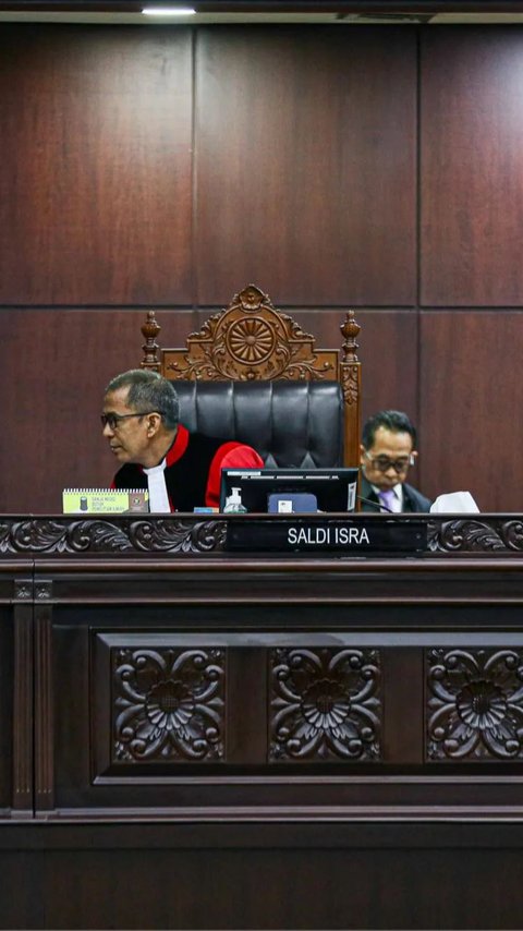 Judge Saldi Isra on the Decision of the Age Limit for Presidential Candidates and Vice Presidential Candidates: This is the First Time I Have Experienced an Extraordinary Strange Event at the Constitutional Court