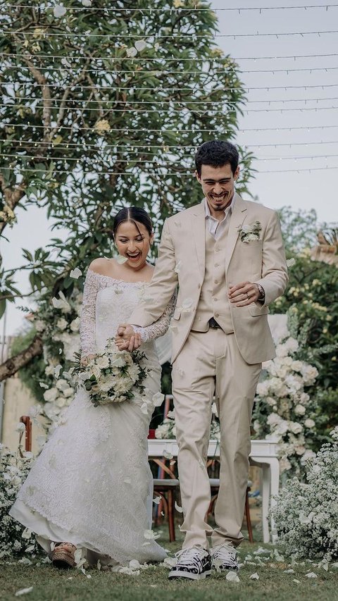 Gelar Pernikahan Intimate di Halaman Belakang, Inilah 8 Potret Rumah Jennifer Coppen, Luas Banget Bergaya Khas Bali