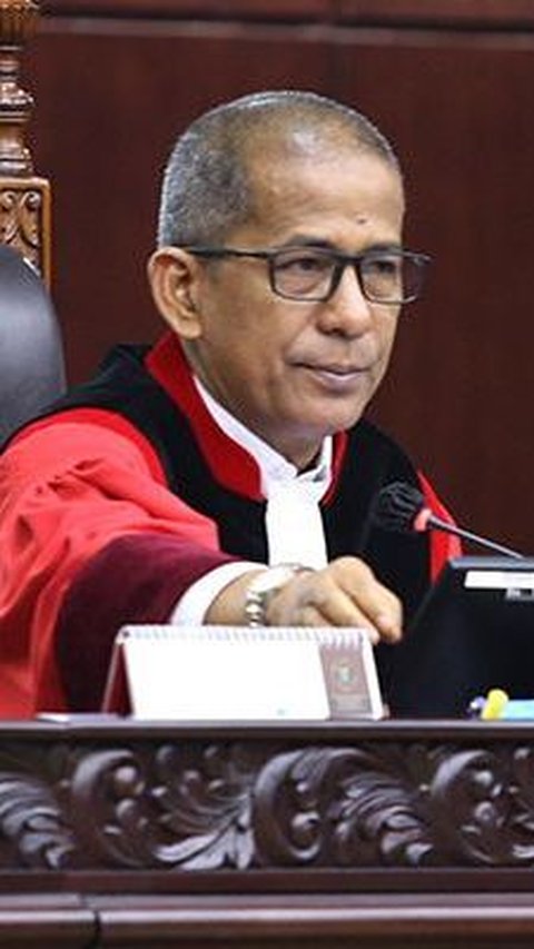 VIDEO: Blak-blakan Hakim Saldi Isra Singgung Gibran Jadi Acuan Soal Putusan MK