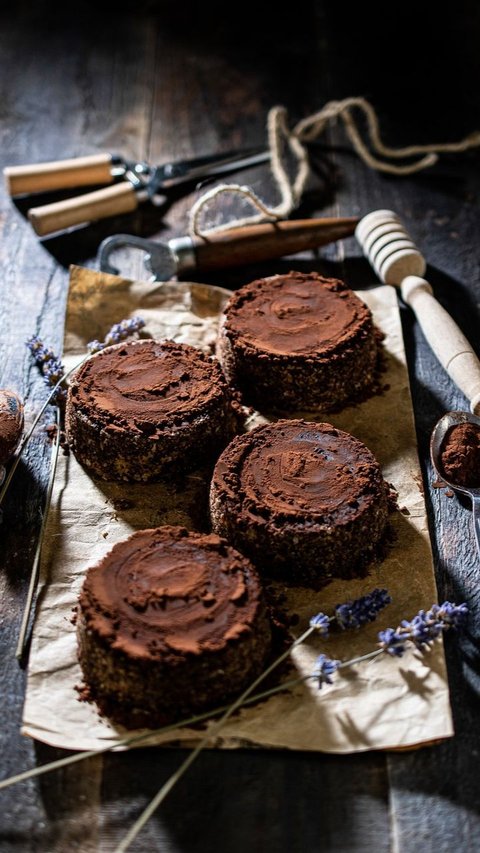Resep Moist Chocolate Cake, Kue Coklat Viral Lumer di Mulut