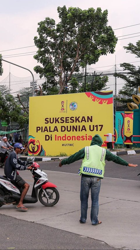 FOTO: Warna-warni Atribut Piala Dunia U-17 2023 di Stadion Si Jalak Harupat