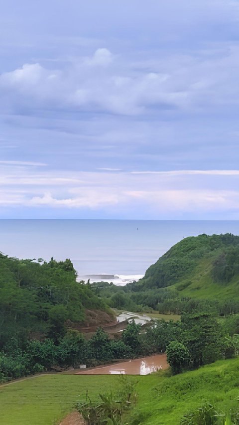 Pantai di Garut Ini Masih Jarang Diketahui, Ada Deretan Tebing yang Eksotis