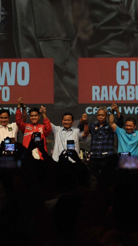 Tiba di Rumah Prabowo, Ketum PSI Kaesang Ikut Antar Kakaknya Gibran Daftar ke KPU