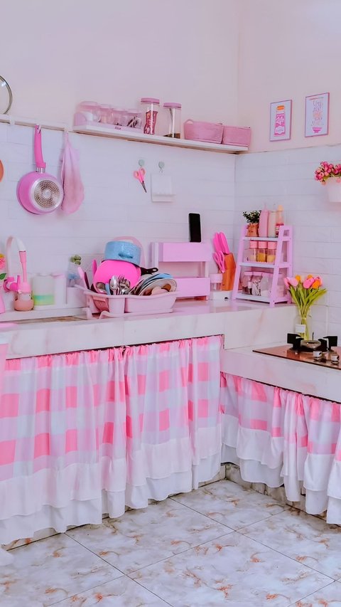 Potret Dapur Colorful, Serasa Masak di Rumah Barbie