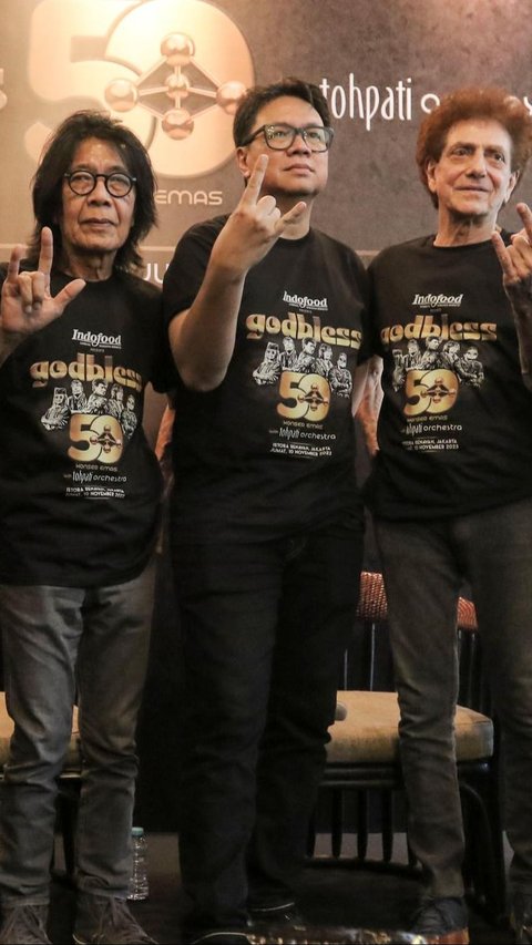 FOTO: Grup Band Legendaris God Bless Siap Kolaborasi dengan Tohpati Orchestra di Konser Emas 50 Tahun