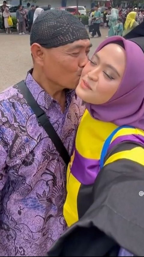 Momen Haru Wisuda Cuma Ditemani Ayah dan Suami, Kondisi Berubah Setelah Ibunya Meninggal