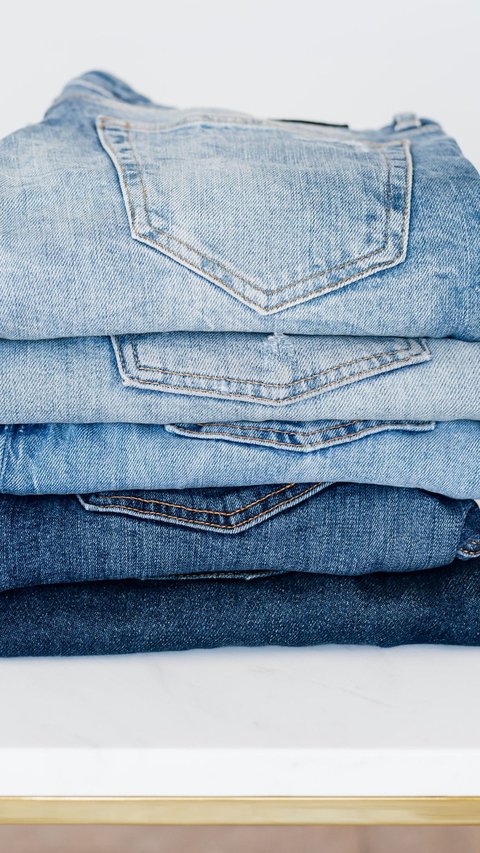Penuh Karat, Jeans dari Tahun 1873 Terjual Seharga Rp1,5 M
