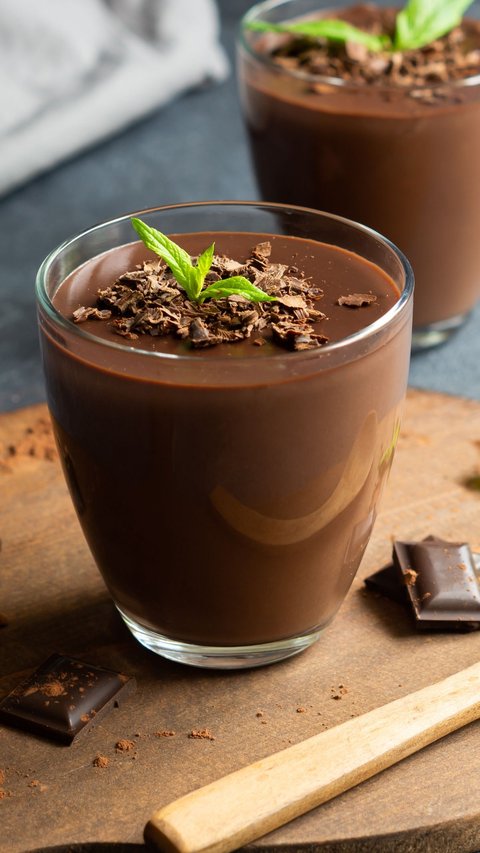 Make Chocolate Milk Pudding with Only 2 Ingredients
