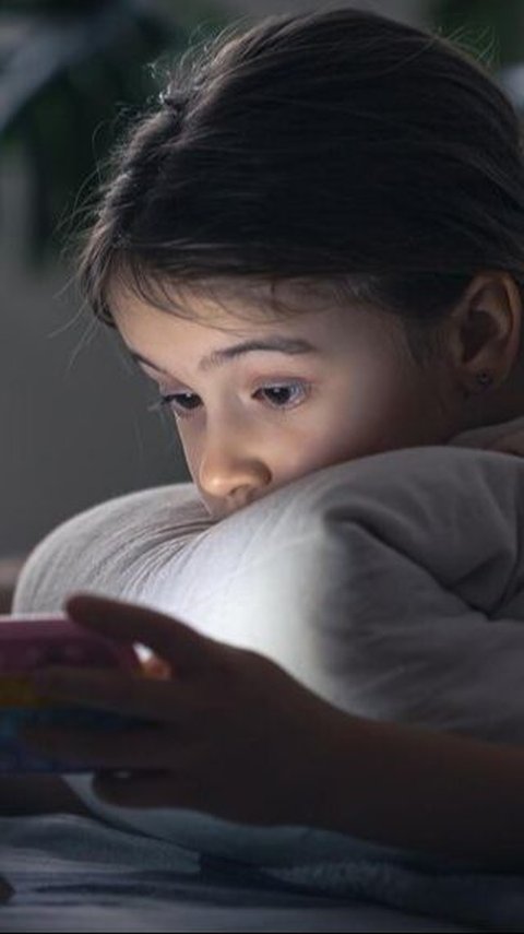 Dampak Negatif Jika Anak Terlalu Banyak Terpapar Layar, Menjauhi Screen Time Berlebihan