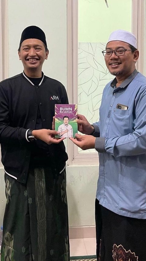 Komisaris BSI Arief Rosyid Roadshow ke Pesantren Jawa Timur, Gali Potensi Pemuda Islam dan Ekonomi Syariah