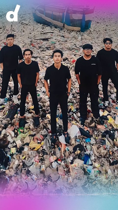 Call Indonesia's 4th Dirtiest Beach, Pandawara Group Threatened with Legal Action
