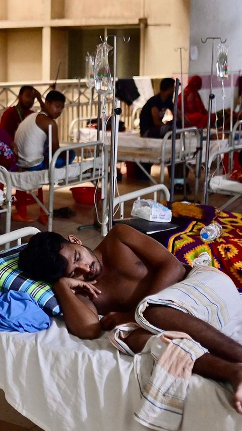 FOTO: Bangladesh Dilanda Wabah DBD Paling Parah, 1.000 Orang Tewas dan Pasien di RS Membeludak