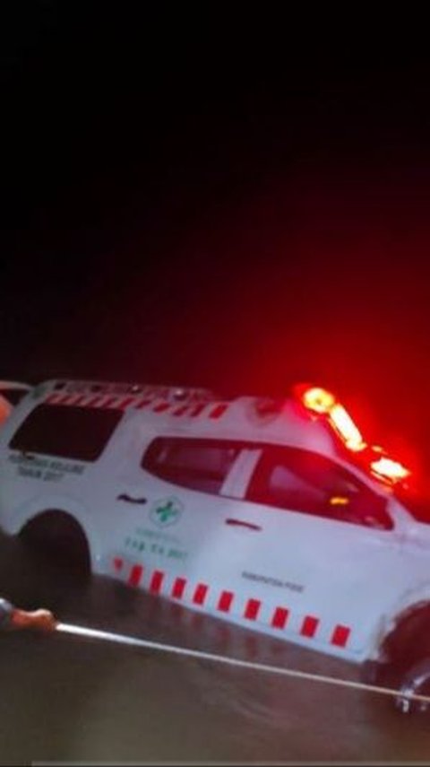 Ambulans Bawa Wanita Hendak Melahirkan Terjun ke Sungai di Aceh, Begini Kondisinya