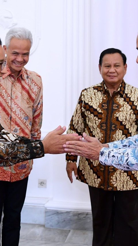 VIDEO: Sikap Hormat Prabowo ke Anies dan Ganjar Usai Makan Bareng Jokowi di Istana