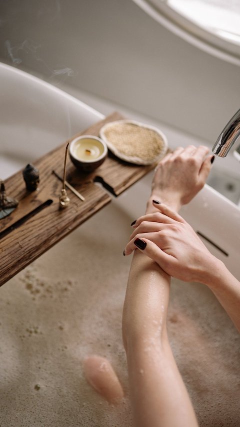 7 Homemade Scrubs for Sensitive Skin-Friendly