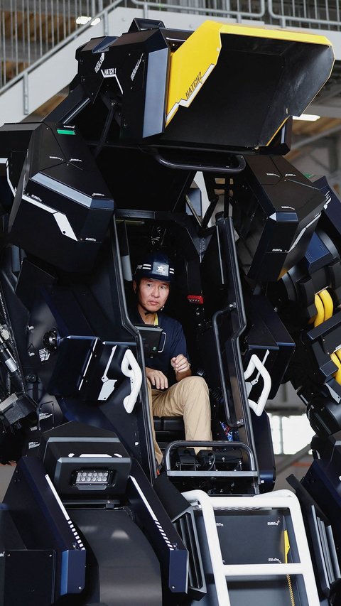 Japanese Company Makes $3 Million Gundam-like Robot
