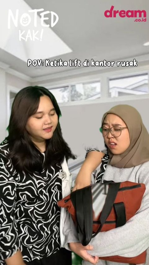 NOTED KAK! Ketika Lift Kantor Mati