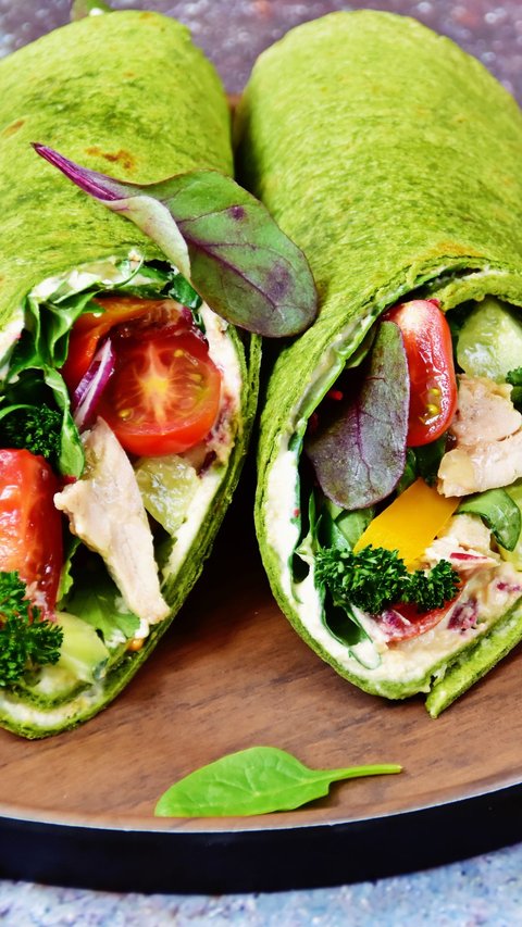 No Flour, Let's Make Green Salad Wrap Yourself!