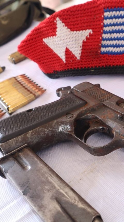 Markas KKB di Oksibil Digeledah, 1 Pucuk Pistol FN & Ratusan Amunisi Ditemukan