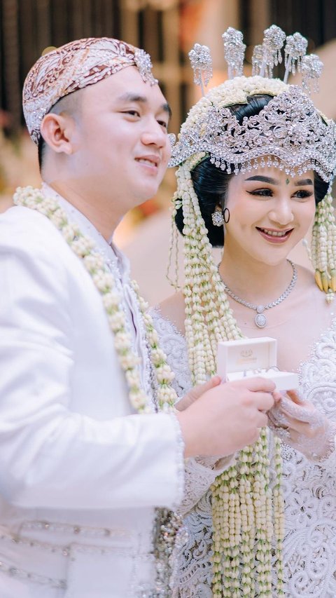 Baru Sebulan Nikah, Hana Hanifah Hapus Foto Suami dan Bahas Perselingkuhan