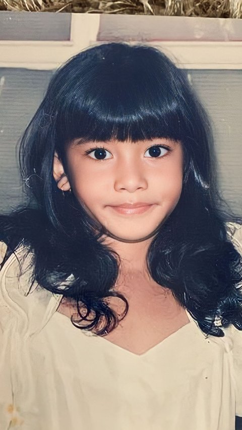 This Beautiful Girl is the Daughter of a Famous Senior Artist, Now a Soap Opera Actress, Rumored to Have Converted to Islam Several Times, Can You Guess?