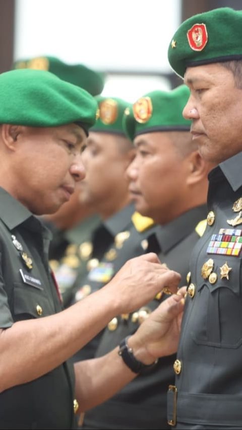 Kasad Sertijab 3 Jenderal, Brigjen Kristomeri Sianturi Resmi Jabat Kadispenad