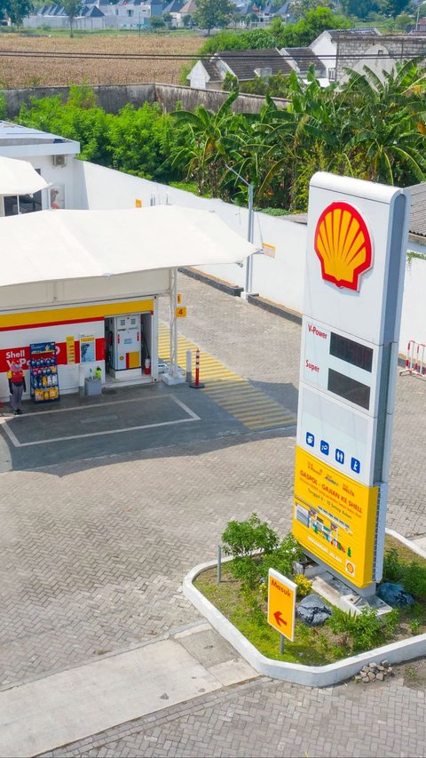 Tak Hanya Pertamina, BBM di SPBU Shell Kompak Turun