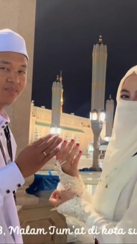 Viral Momen Pasangan Indonesia Langsungkan Akad Nikah di Masjid Nabawi, Bikin Baper Warganet