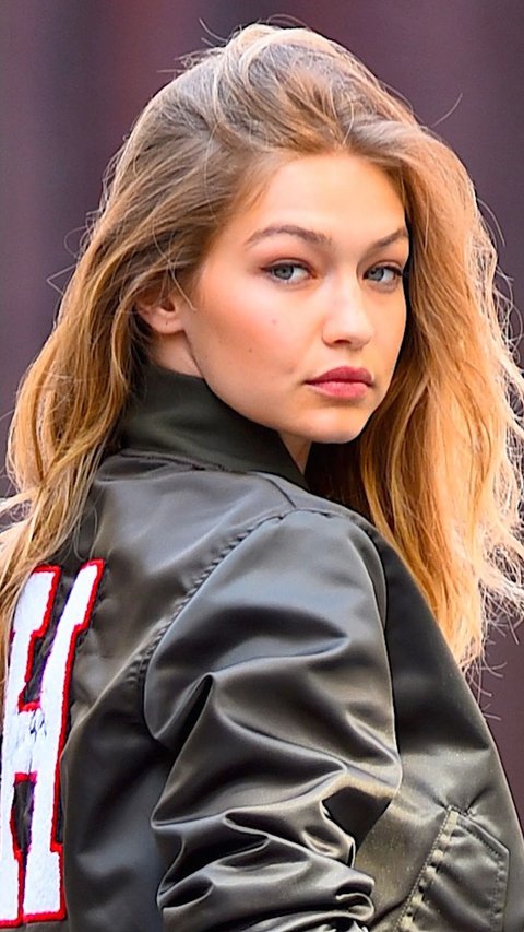 7 Palestinian Descendant Artists Who are Now Successful and Worldwide. Gigi Hadid is one of them!